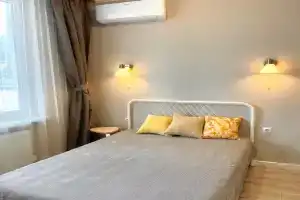 Студия у пляжа Кавказ, аквапарка и сосновой рощи