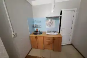 Номер на двоих на третьем этаже, Шепси