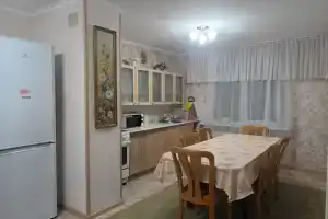 Уютный дом в тихом месте
