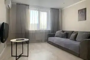 Современная квартира район Панорамы и Мираса, Альметьевск