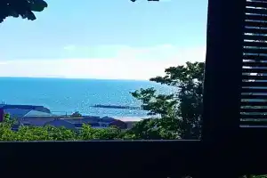 Коттедж с видом на море, Лермонтово