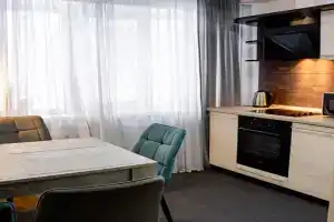 3-комнатная квартира в центре города, с отдельным входом