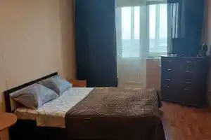 В центре с красивым видом из окна, Курск