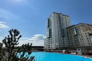 Студия на Петербургской с открытым бассейном на крыше, Казань