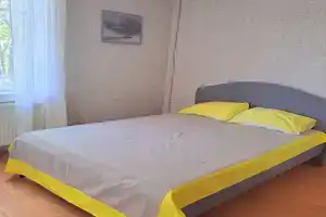 Уютный дом с садом