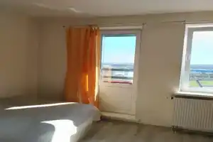 Студия, Стрельна