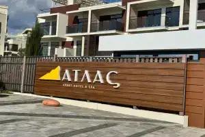 Апартаменты на первой линии с видом на море и горы