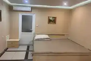 Студия, Адлер