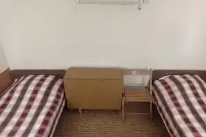 Двухместная маленькая комната, Пицунда