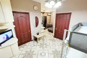 Уютная квартира с двухъярусной детской кроватью и утренним пением птиц, Сочи