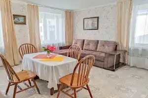 Люкс с кухней, Агой
