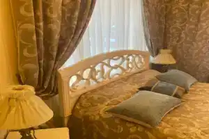 Одноэтажный гостевой дом с двумя комнатами, Зеленая Поляна