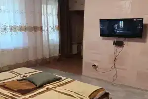 Уютная квартира возле ж/д вокзала, Иркутск