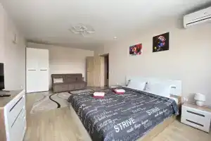 Уютная квартира в центре Левого берега