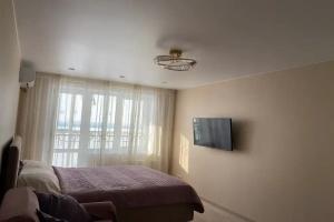 Уютная, солнечная, однокомнатная квартира в 15 минутах от центра