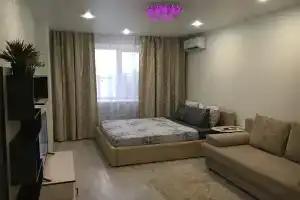 Романтика Парижа, Волжский