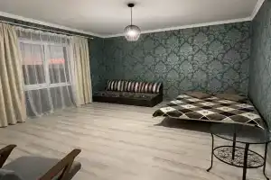 Сдаю квартиру в Агудзере посуточно