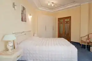 Евродвушка с видом на море, Ялта