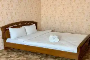 Апартаменты Home на Институтской 7