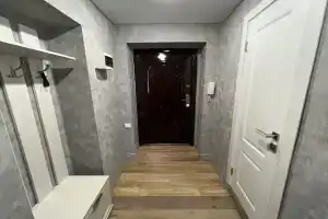 Уютный зелёный двор, окна на 2 стороны, Тамбов