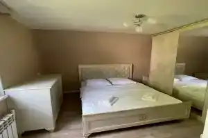 Уютный дом с видом на море и лес