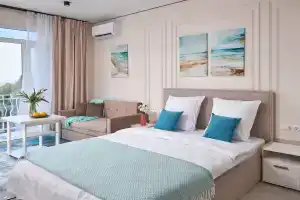 Turquoise, Адлер