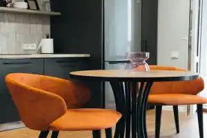 Studio apartment with designer renovation at Pervomayskaya 93