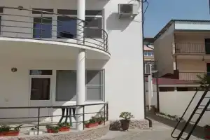 Семейный отдых, Вардане