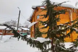 Частный дом, Октябрьский