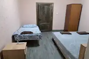 Трёхместный номер стандарт, Новомихайловский