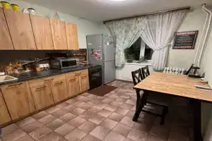 Уютная квартирка, Таштагол