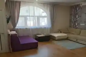 Квартира под шикарной пальмой, Адлер