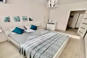 2к квартира ЖК Кипарис, 5 бассейнов на территории, Сукко