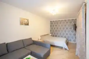 Уютная и чистая квартира рядом с Окружным шоссе до 4 гостей