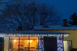 Гостевой дом с сауной и бассейном, Взморье