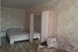 Уютная  квартира в центре города, возле озера и парка