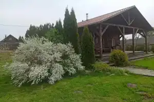 Уютный дом на берегу озера с сауной, Мир