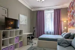 Квартира свободна у дома правительства, Москва
