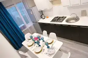 Рядом с центром и музеем Янтаря, 3 изолир комнаты!, Калининград