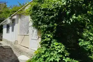 Дом с верандой, Орджоникидзе