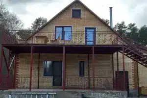 Полный этаж с отдельным входом и территорией.Природа лес река и лодка, Псков