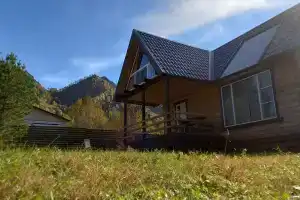 Кедровый коттедж в живописном месте
