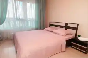 Живи в центре событий