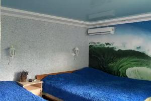 Трёхместный номер стандарт, Алушта