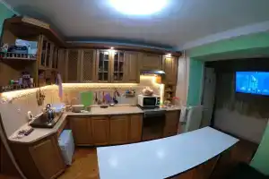 Уютная двухкомнатная квартира с видом на море!, Тюменский