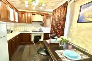 Уютная 2-я квартира с хорошим ремонтом