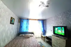 Уютный уголок в центре города возле парка Гагарина и Алого Поля