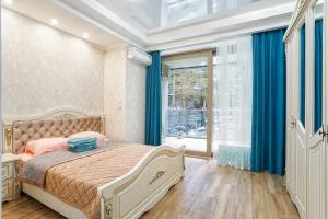 2-комнатная квартира с большой террасой с видом на парк, Ливадия