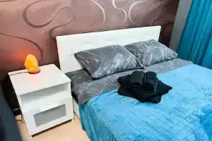Однушка на Струве, Железнодорожный