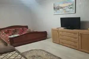 Уютная квартира в центре города в 8 минутах пешком от вокзала